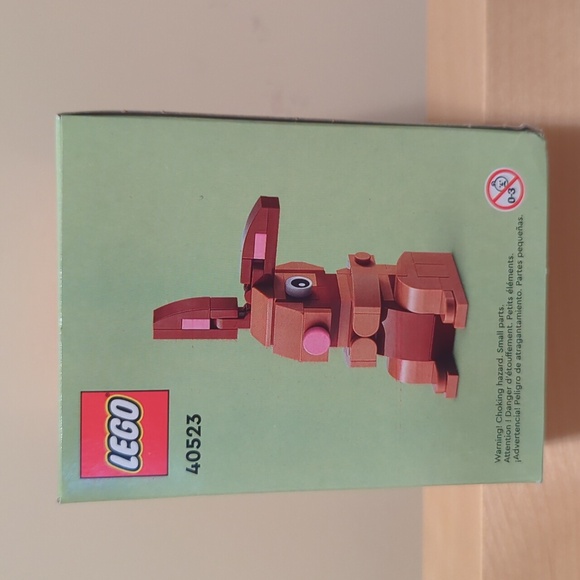 LEGO Easter Rabbits Display Set - Brand New - Picture 7 of 13